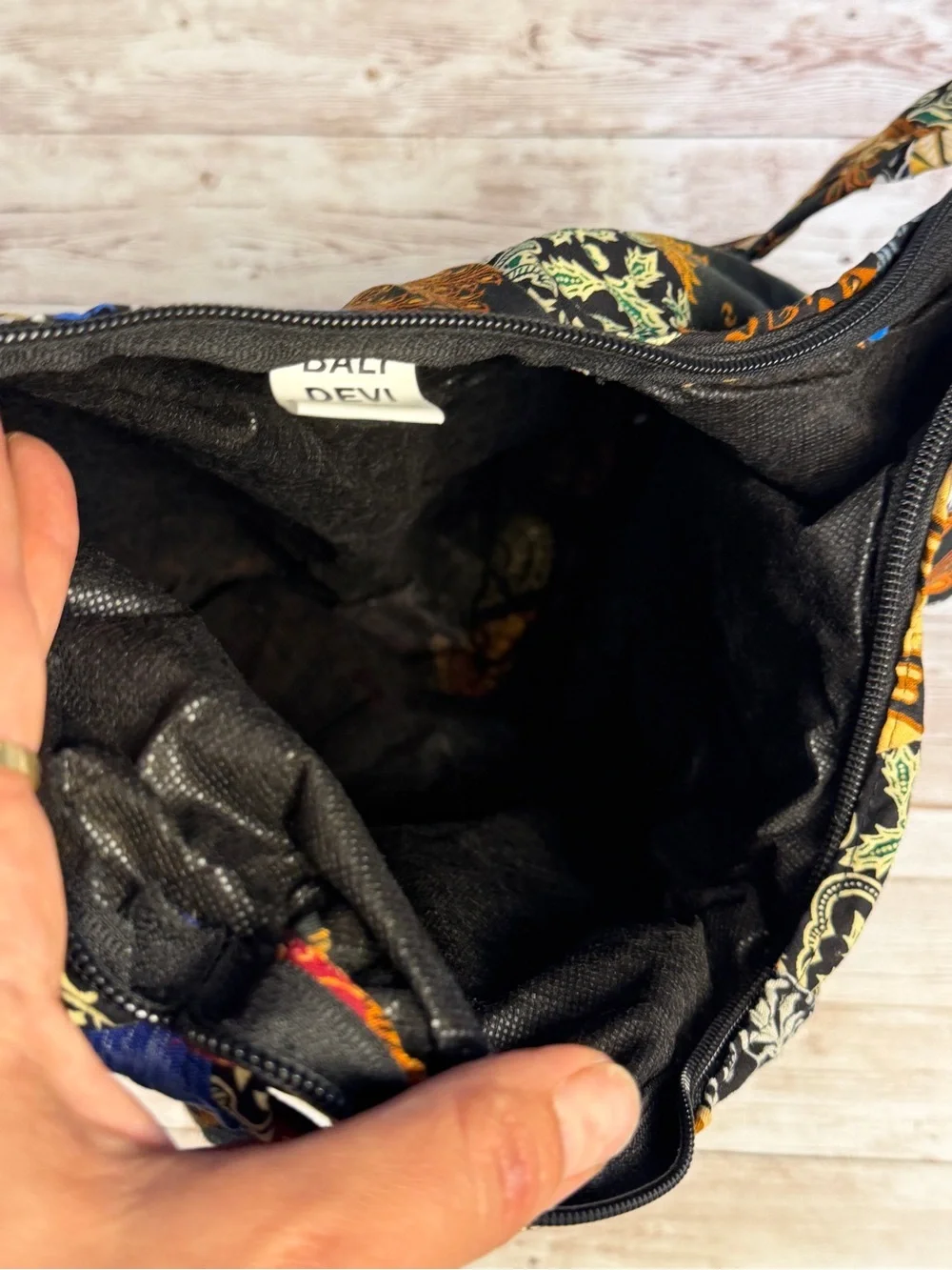 New Bag BALI  Floral Boho Crossbody Bag in Black, Gold, Blue - Picture 5 of 6